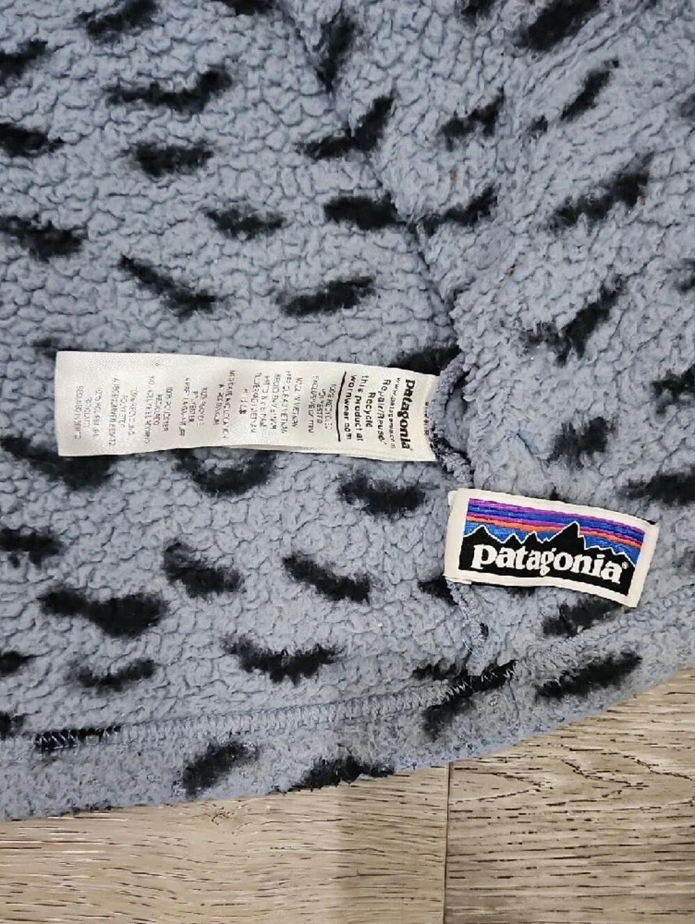 Patagonia Kids Gray Blue Fuzzy Zip Hoodie with Black Spot Pattern And Ears 3t